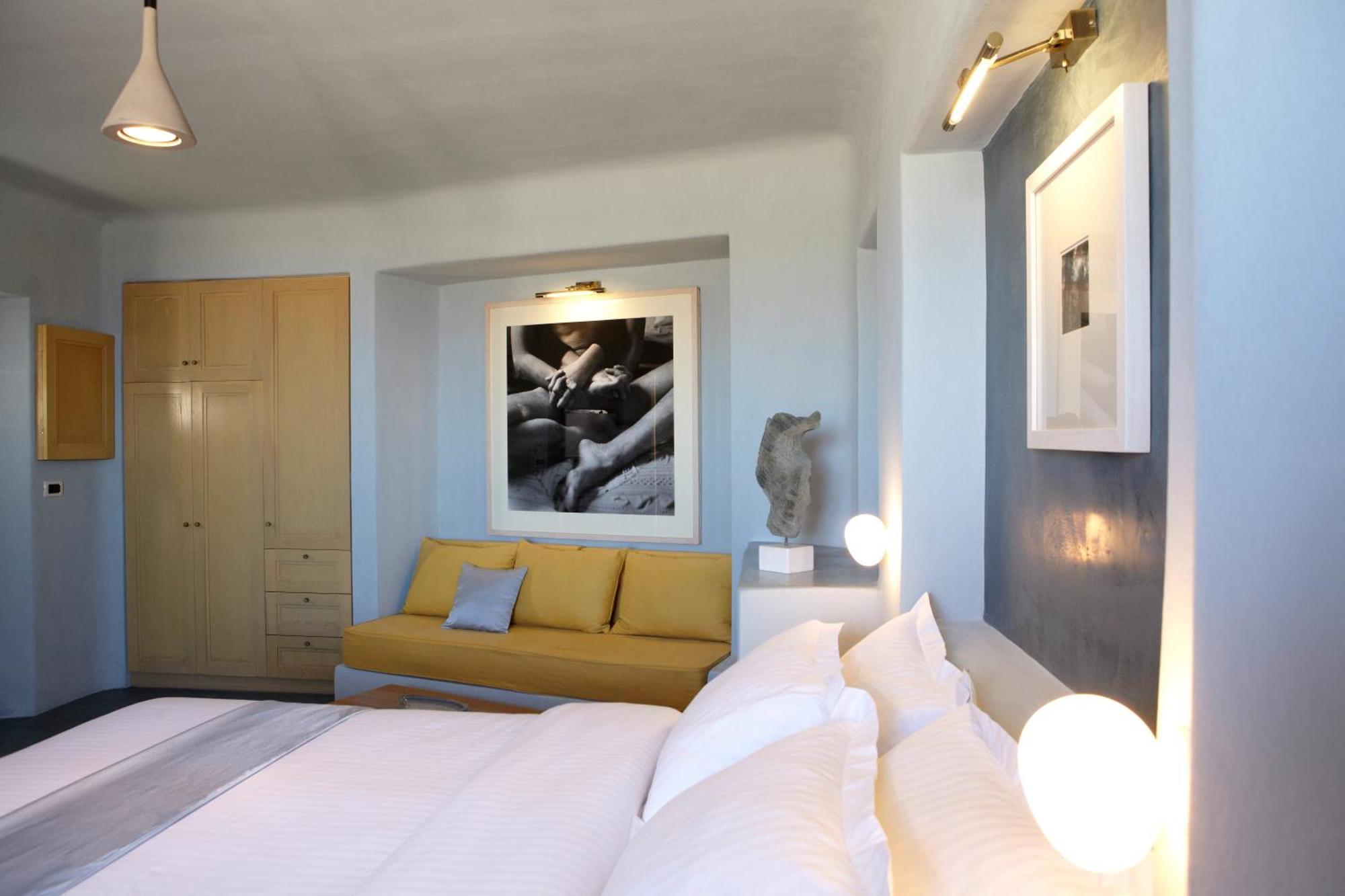 Voreina Gallery Suites Pýrgos Værelse billede
